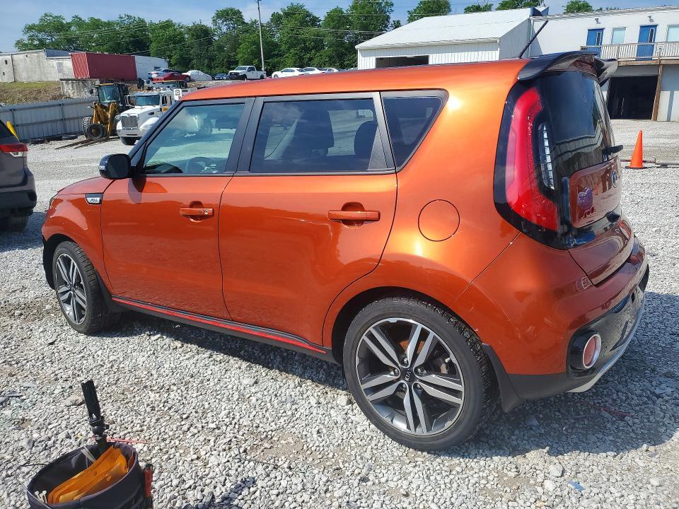 KNDJX3AA4J7586106 2018 KIA SOUL photo no. 2