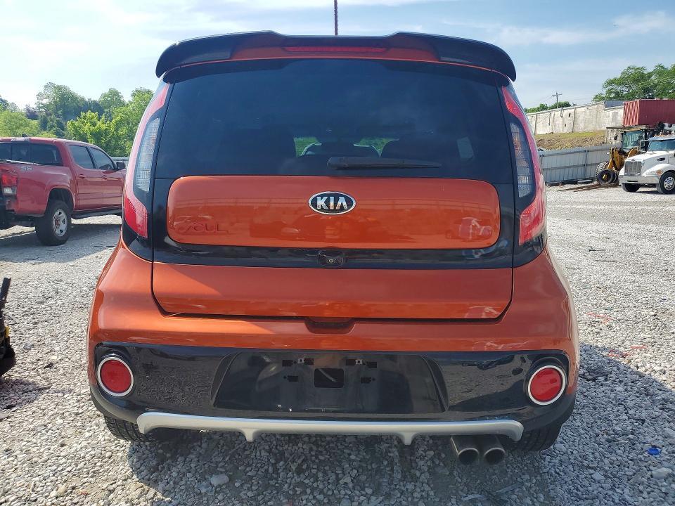 KNDJX3AA4J7586106 2018 KIA SOUL photo no. 6