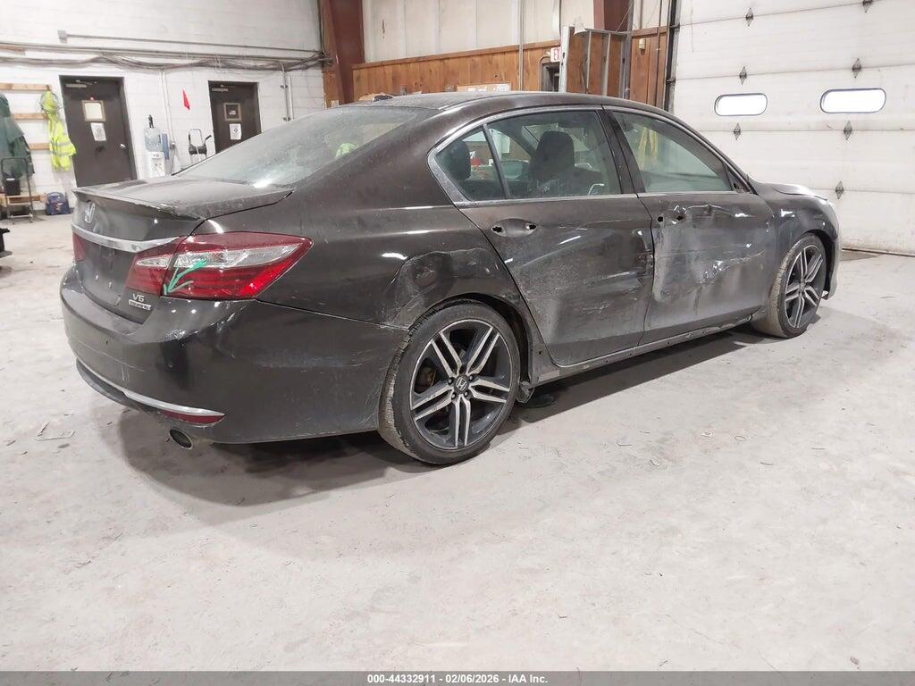 1HGCR3F92HA031302 2017 HONDA ACCORD photo no. 4