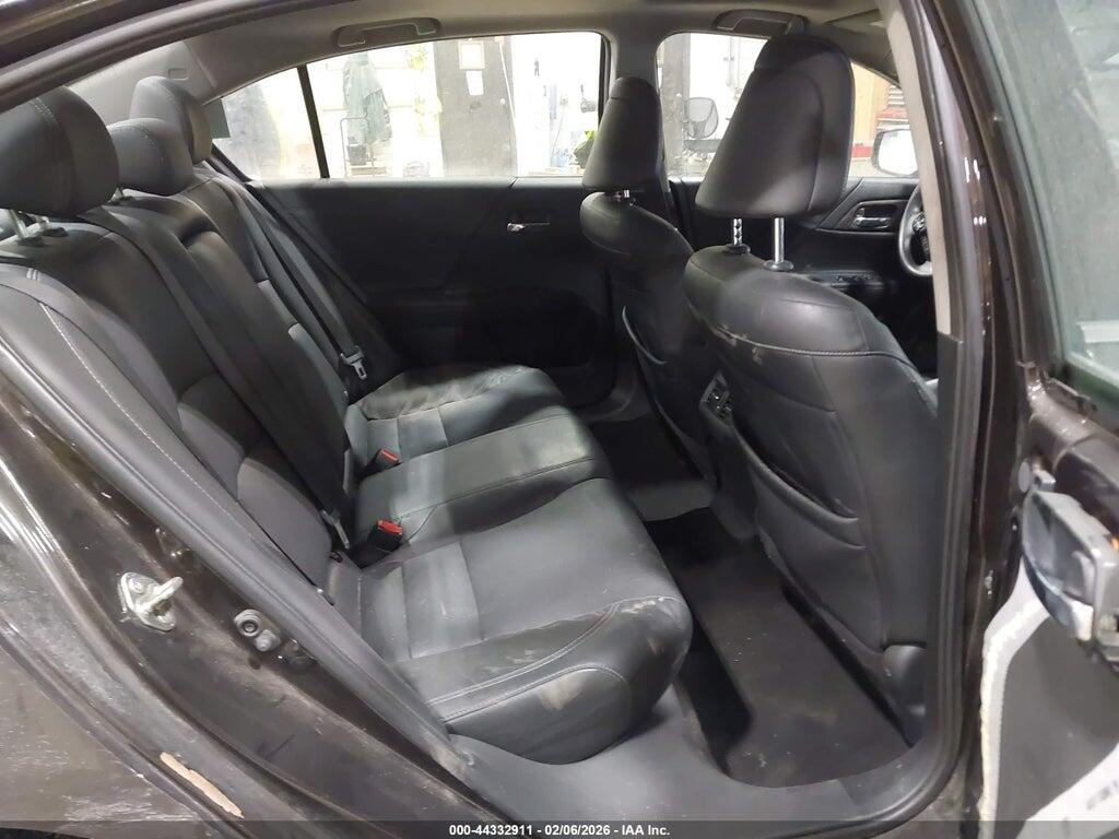 1HGCR3F92HA031302 2017 HONDA ACCORD photo no. 8