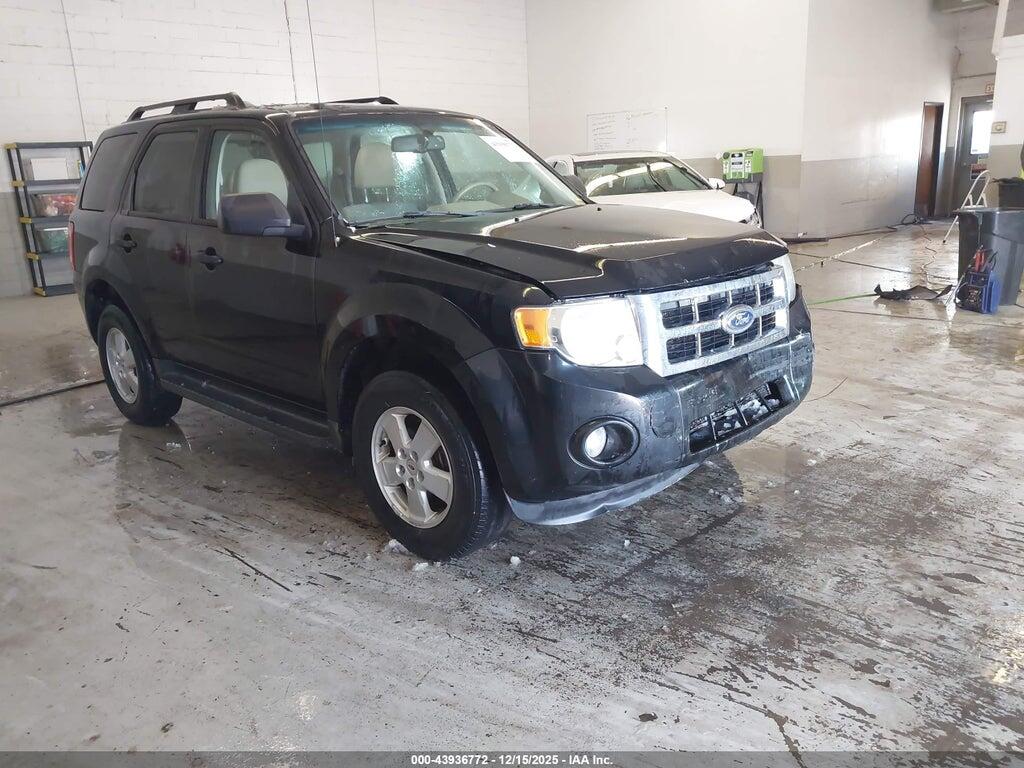 1FMCU0D75BKA93464 2011 FORD ESCAPE photo no. 1