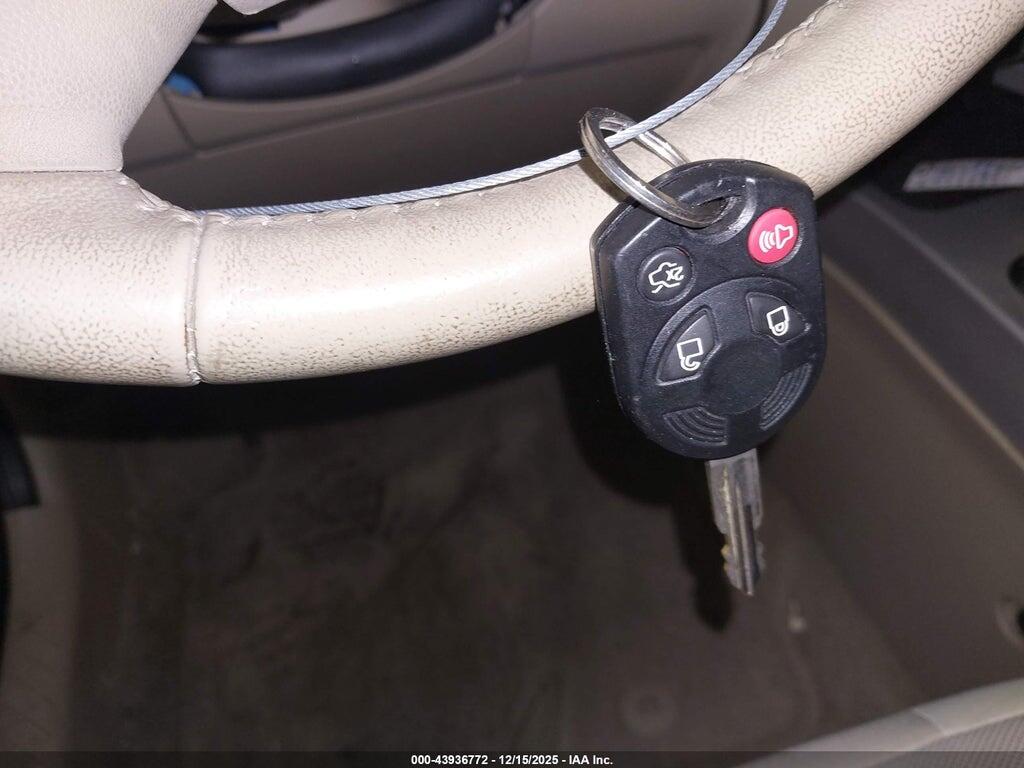 1FMCU0D75BKA93464 2011 FORD ESCAPE photo no. 11