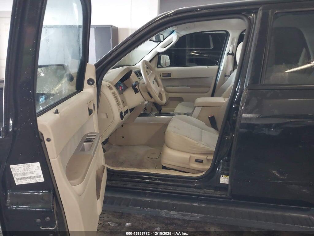 1FMCU0D75BKA93464 2011 FORD ESCAPE photo no. 5