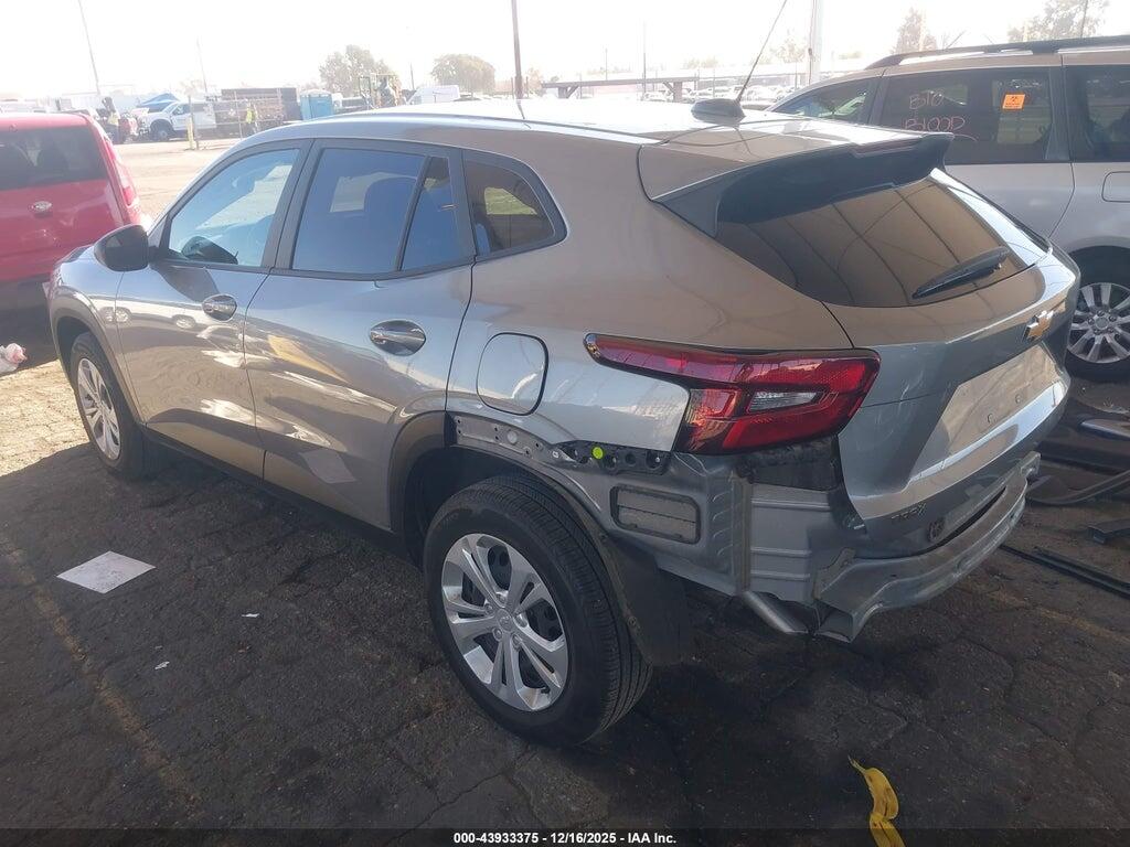 KL77LFEP4SC156362 2025 CHEVROLET TRAX photo no. 3