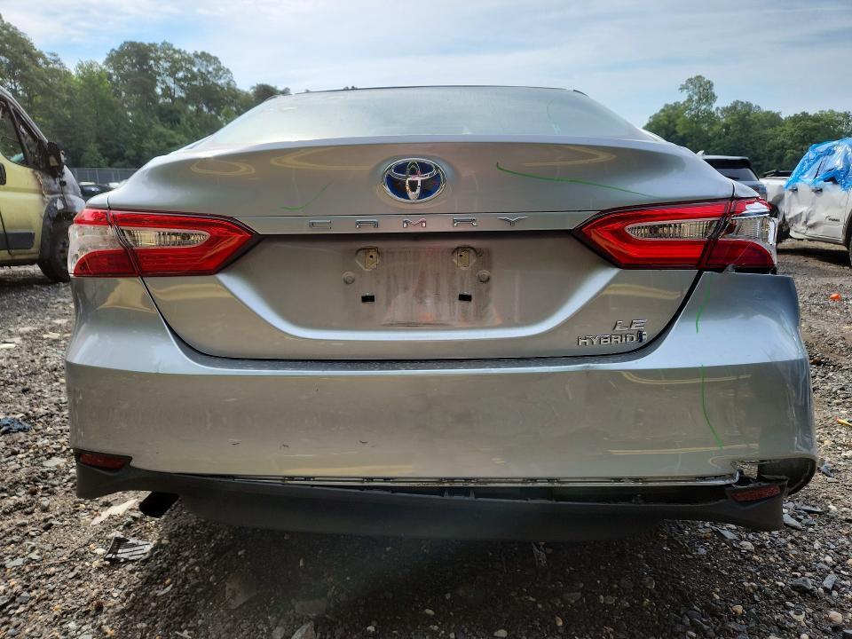 2018 TOYOTA CAMRY LE — Фото 6 из 12