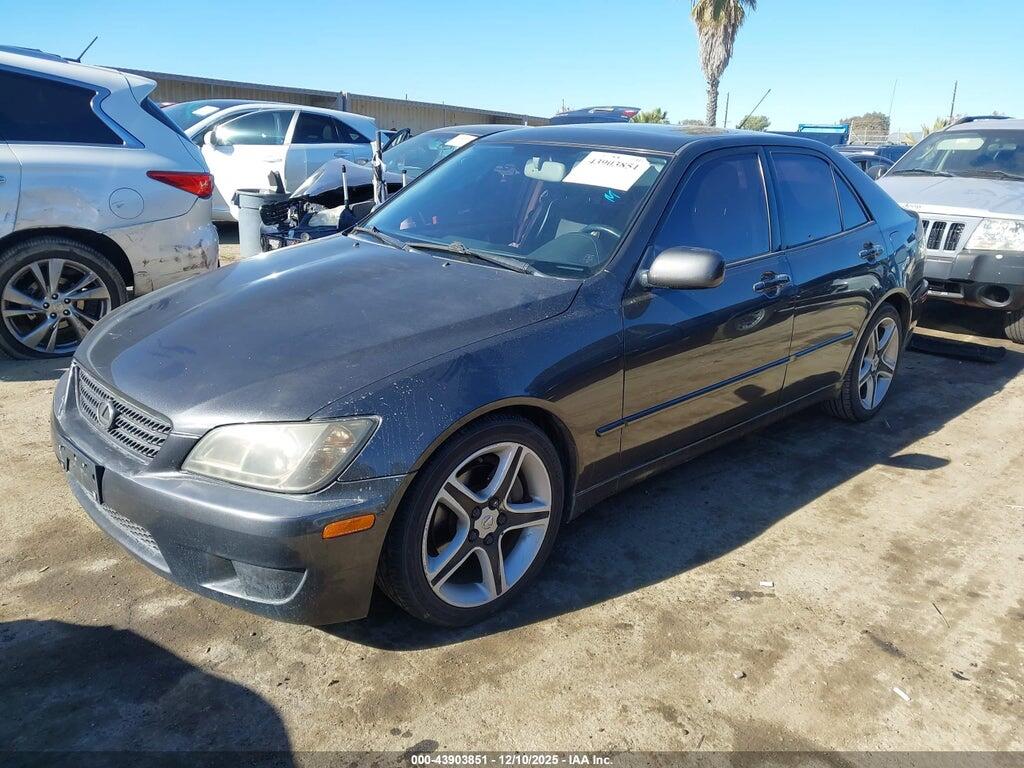 JTHBD192130073615 2003 LEXUS IS 300 photo no. 2