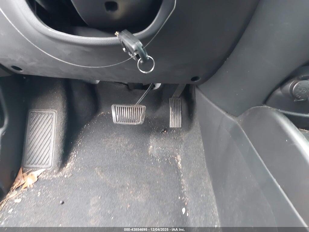 KNDJT2A60D7754104 2013 KIA SOUL photo no. 11