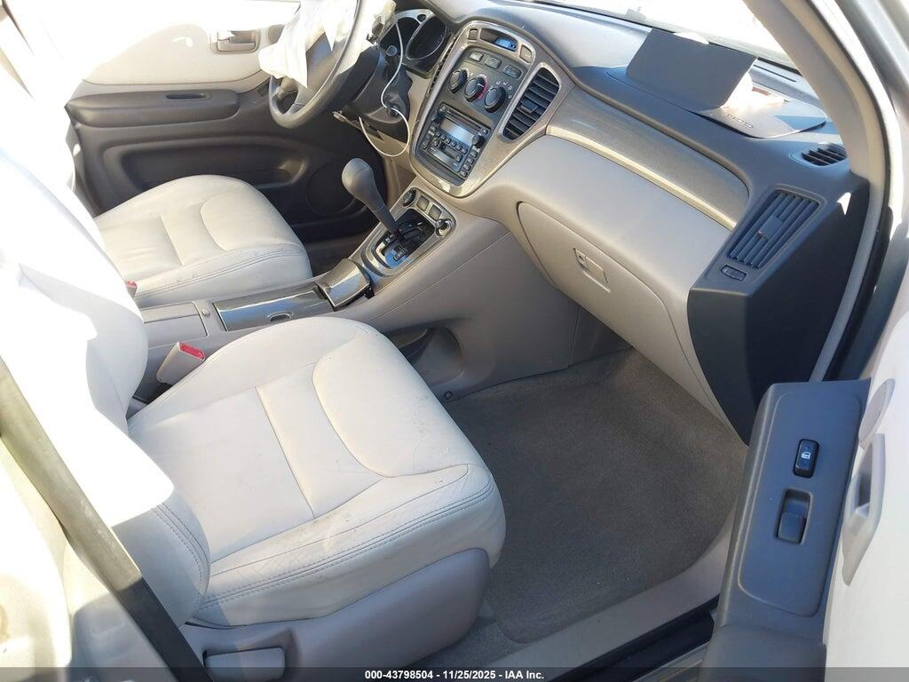 JTEGF21A330101713 2003 TOYOTA HIGHLANDER photo no. 5