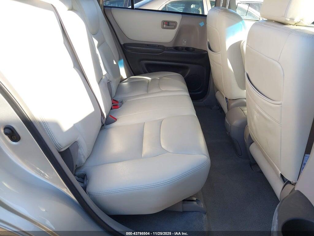 JTEGF21A330101713 2003 TOYOTA HIGHLANDER photo no. 8