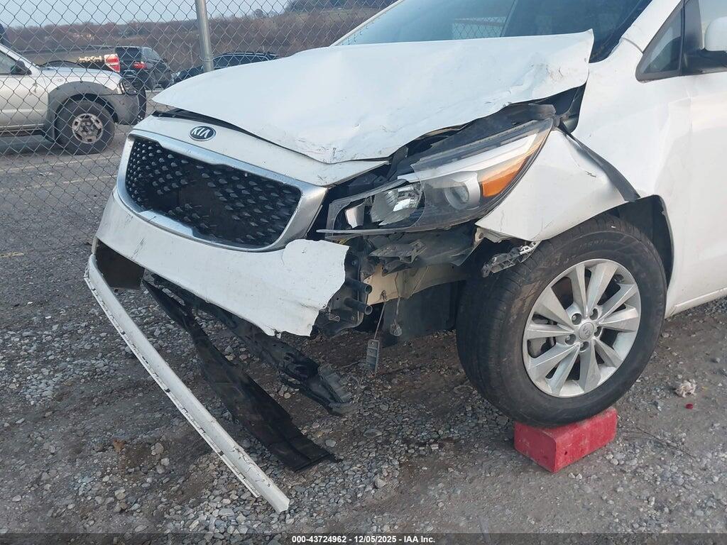 KNDMB5C18G6103705 2016 KIA SEDONA photo no. 6