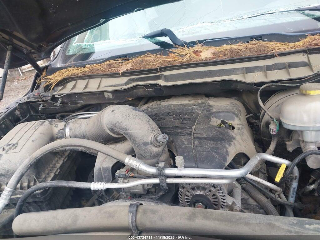 1C6RR7FT5JS214695 2018 RAM 1500 photo no. 10