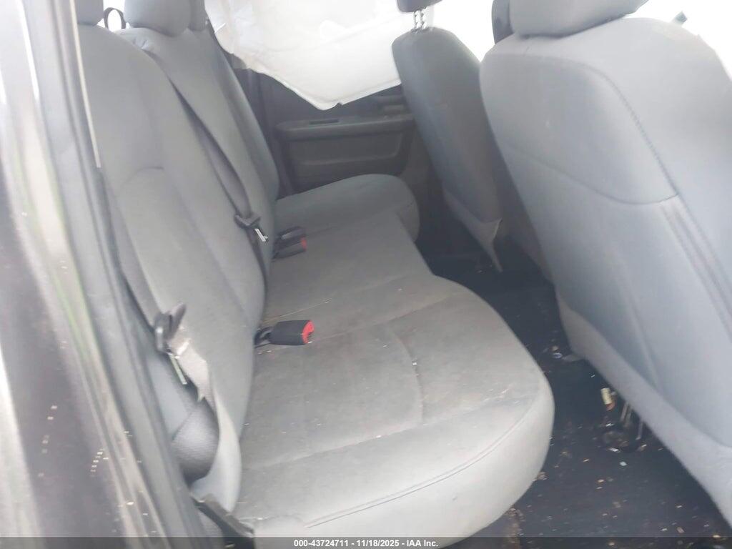 1C6RR7FT5JS214695 2018 RAM 1500 photo no. 8
