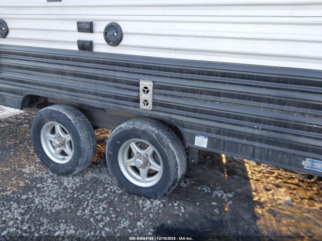 4X4TCKY29MK068680 2021 CHEROKEE GREY WOLF TRAVEL TRAILER photo no. 6
