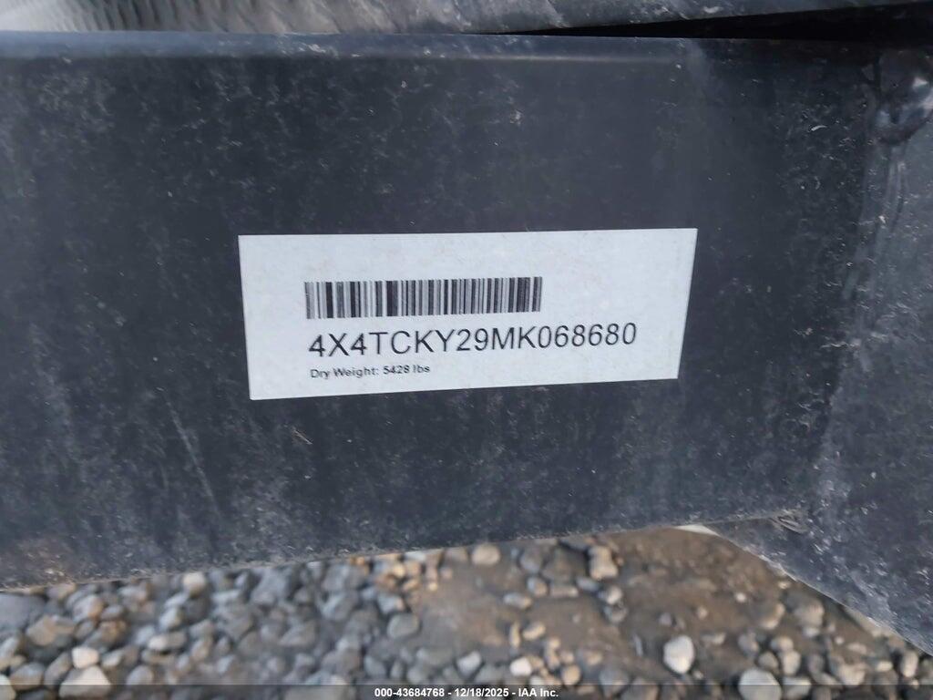 4X4TCKY29MK068680 2021 CHEROKEE GREY WOLF TRAVEL TRAILER photo no. 9