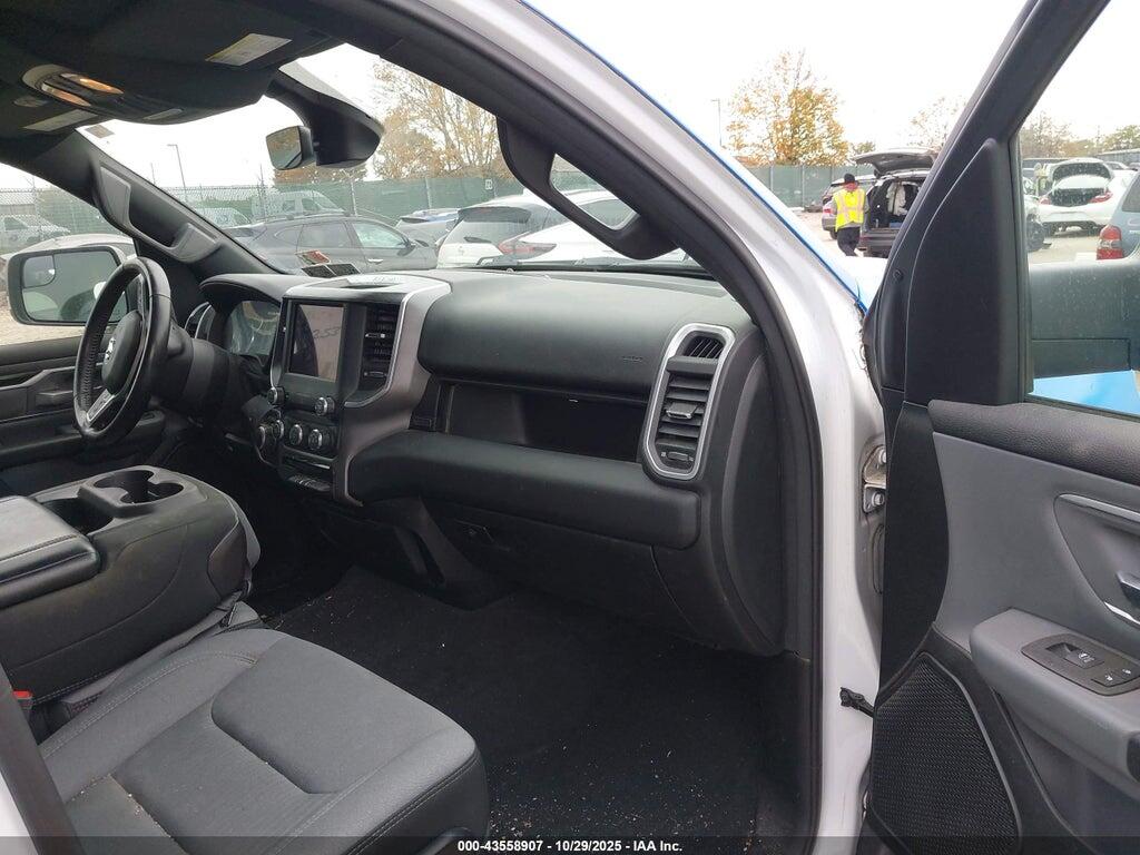 1C6RRFMG2MN617388 2021 RAM 1500 photo no. 5