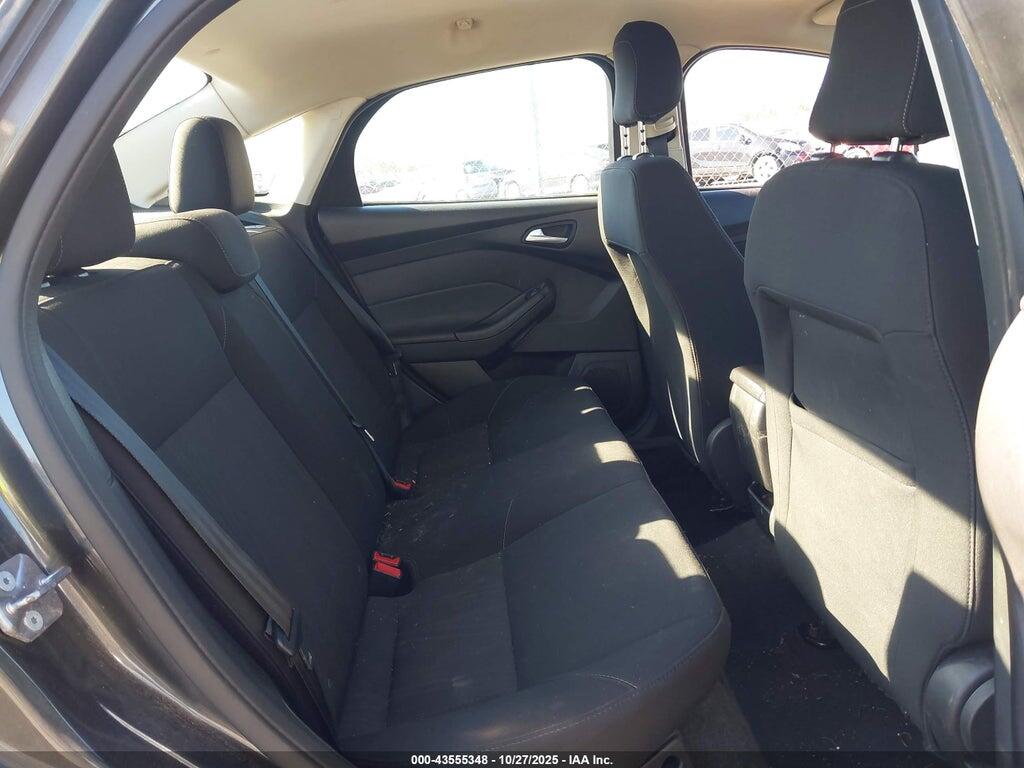 1FADP3F27JL283932 2018 FORD FOCUS photo no. 8