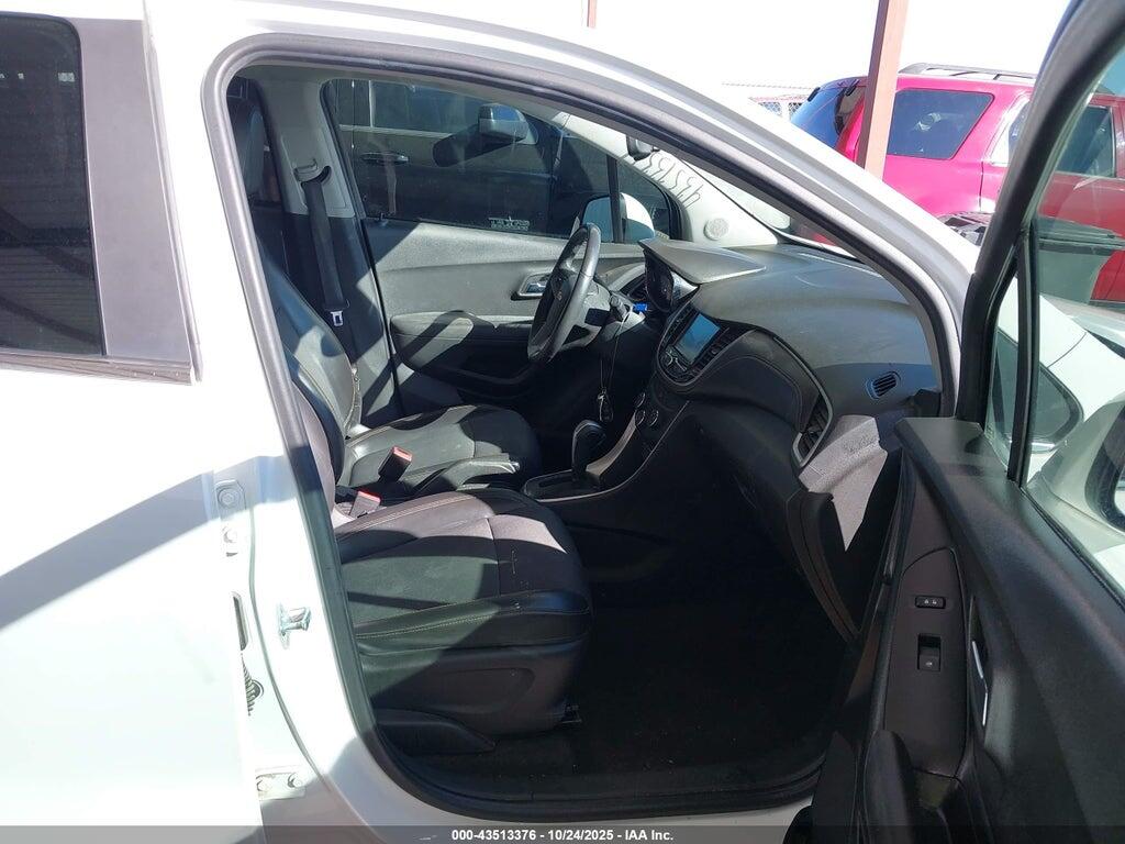 KL7CJLSB9HB089364 2017 CHEVROLET TRAX photo no. 5