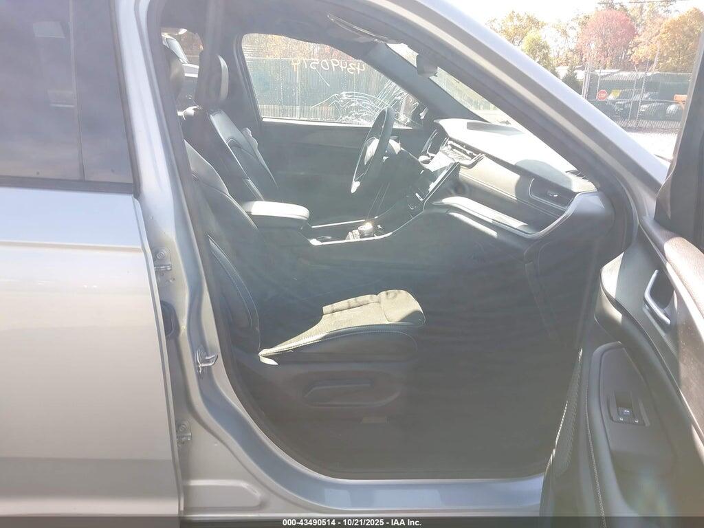 1C4RJHAG0R8935533 2024 JEEP GRAND CHEROKEE photo no. 5