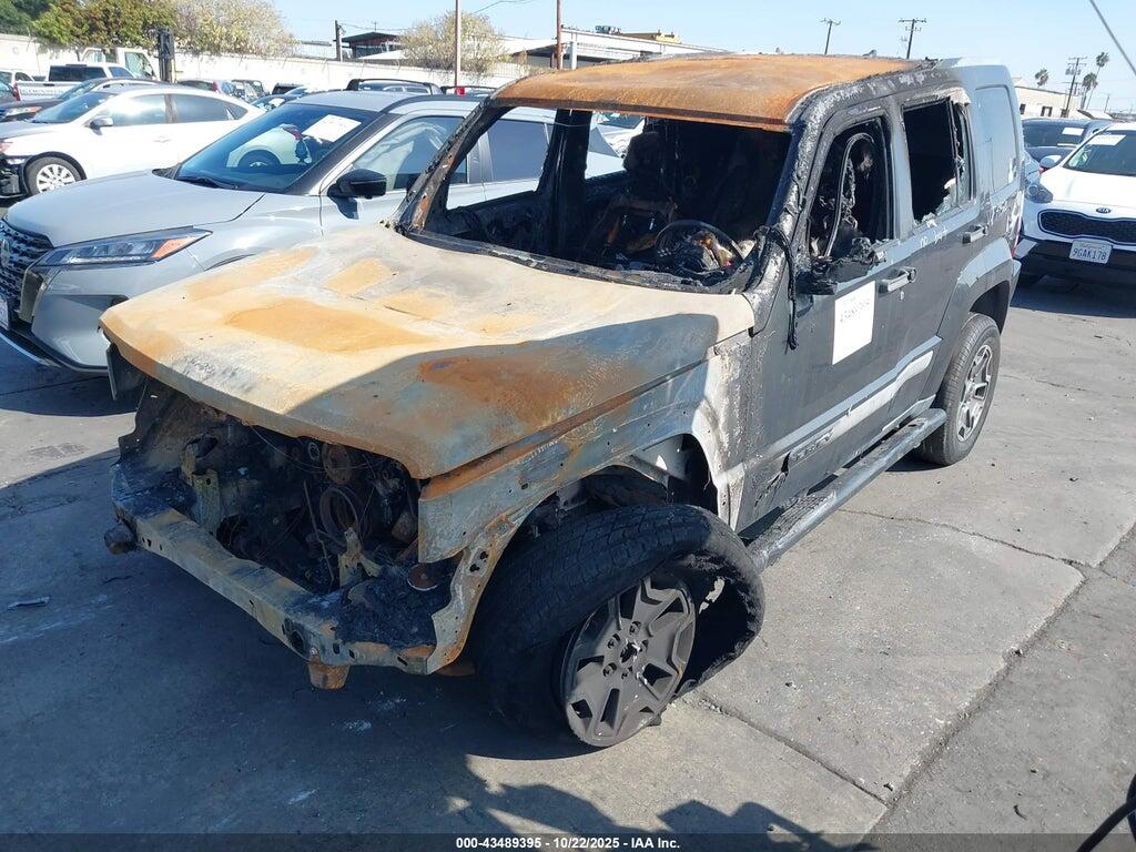1J4PN2GK7BW579520 2011 JEEP LIBERTY photo no. 2