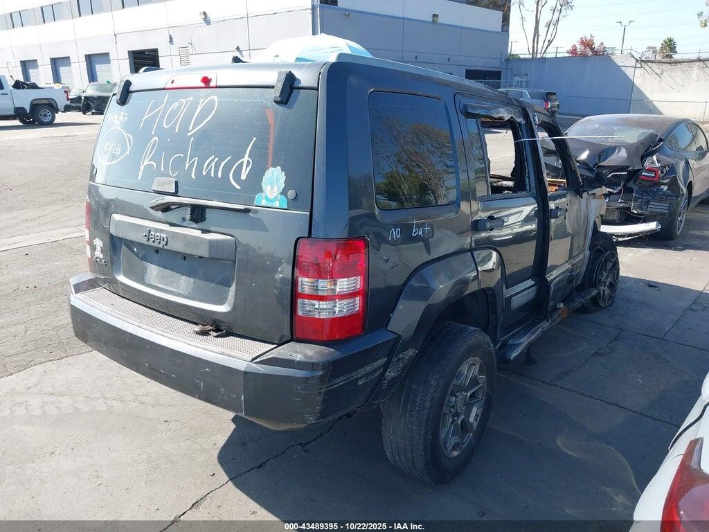 1J4PN2GK7BW579520 2011 JEEP LIBERTY photo no. 4