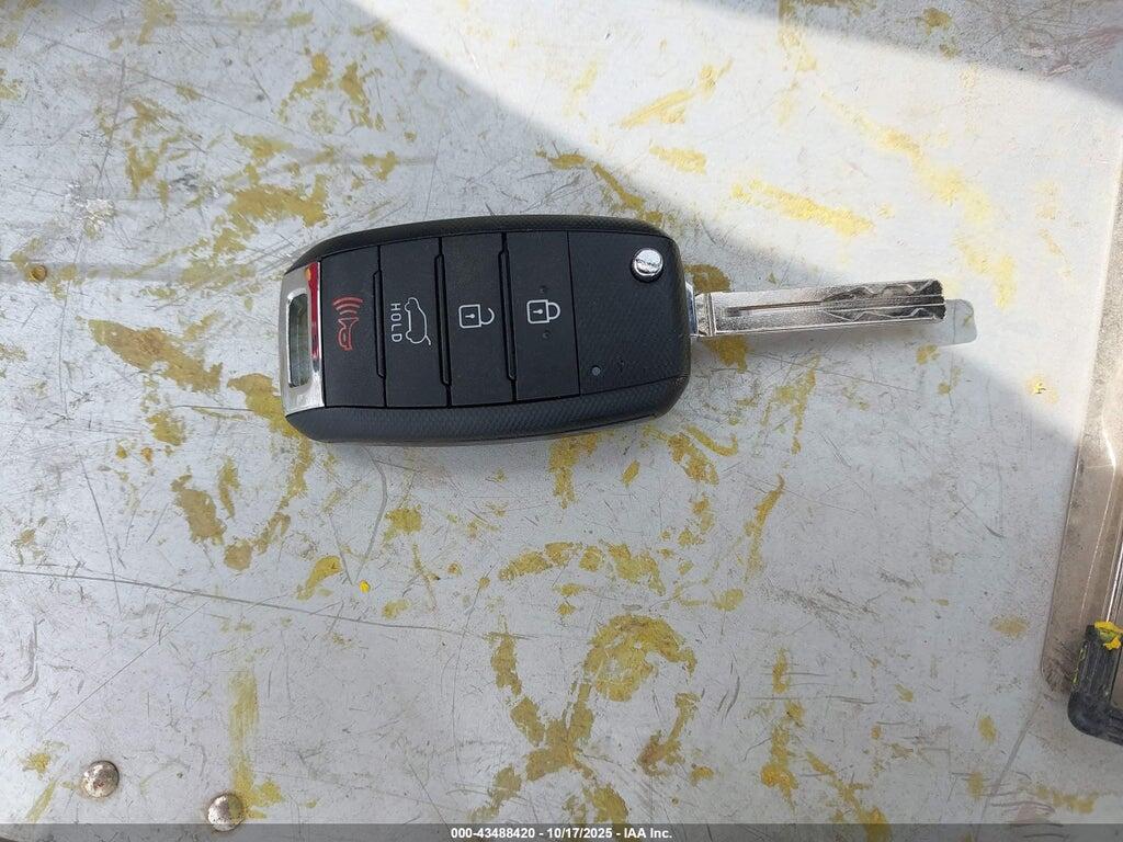 KNDJN2A22E7105221 2014 KIA SOUL photo no. 11