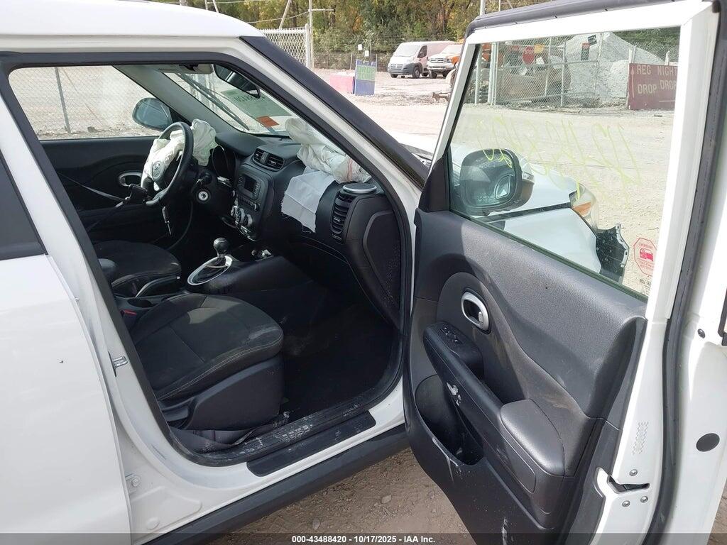 KNDJN2A22E7105221 2014 KIA SOUL photo no. 5