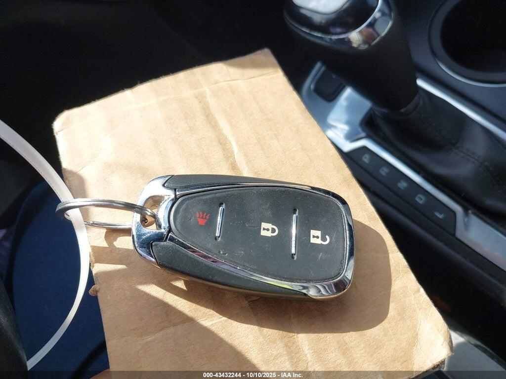 2GNAXREV8J6217577 2018 CHEVROLET EQUINOX photo no. 11