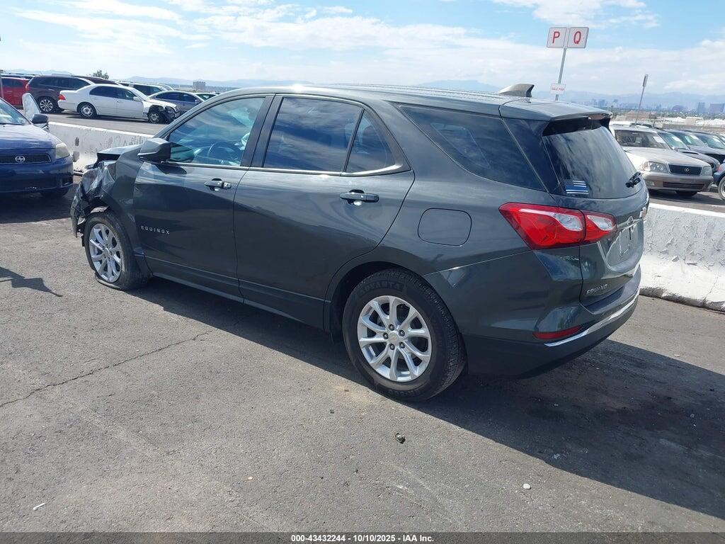 2GNAXREV8J6217577 2018 CHEVROLET EQUINOX photo no. 3