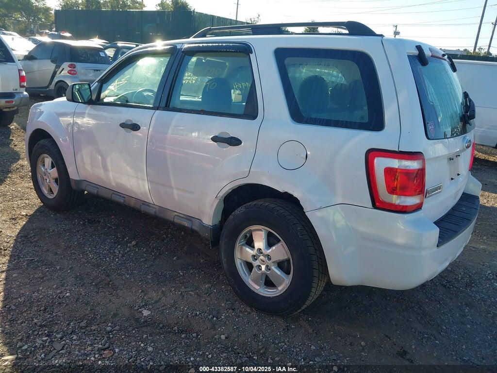 1FMCU9C71AKC03611 2010 FORD ESCAPE photo no. 3