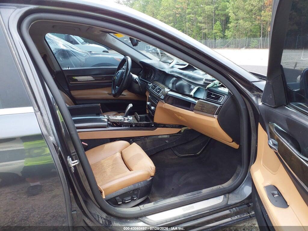 WBAKA4C58CDS99316 2012 BMW 740I photo no. 5