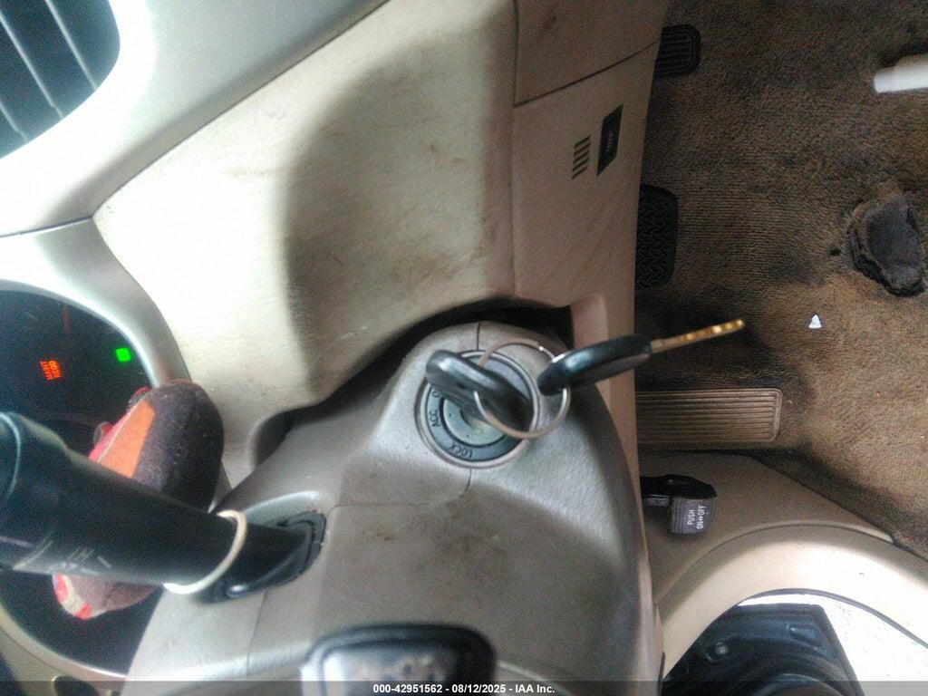 JTEDP21A850085902 2005 TOYOTA HIGHLANDER photo no. 11