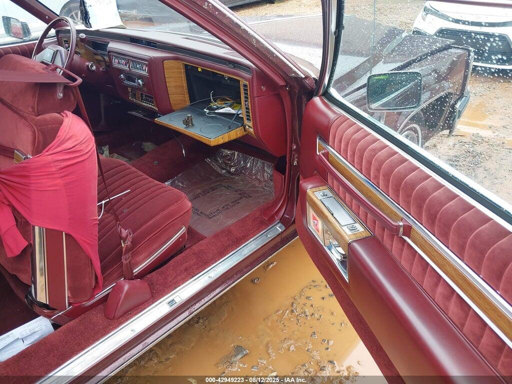 1G6AD478XD9188736 1983 CADILLAC DEVILLE photo no. 5