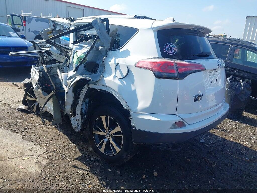 JTMWFREVXHJ719618 2017 TOYOTA RAV4 photo no. 3