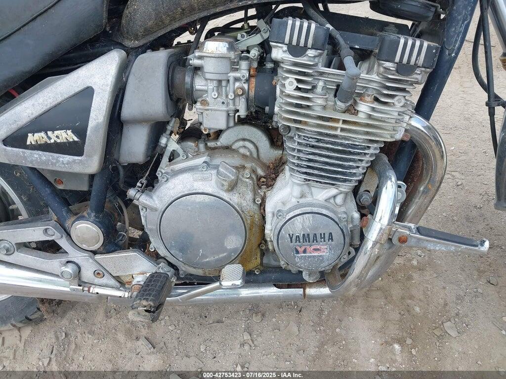 JYA15R00XCA004366 1982 YAMAHA XJ750 photo no. 8