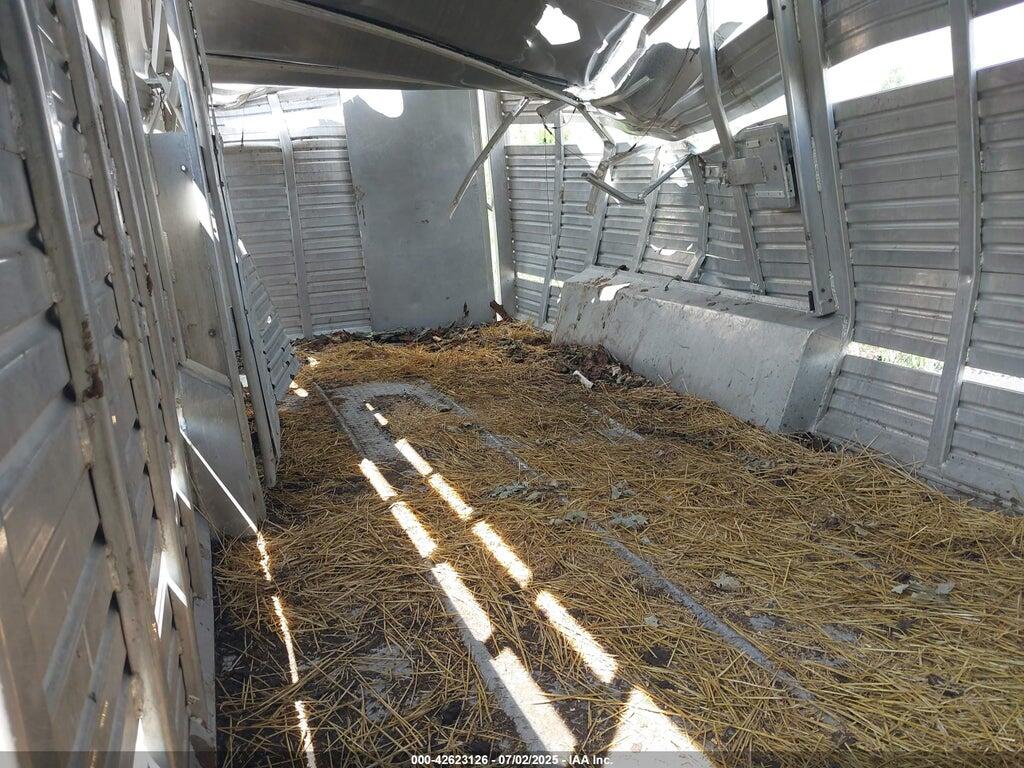 1FPL20206HA002258 1987 FEATHERLITE MFG INC FEATHERLITE MFG INC photo no. 8
