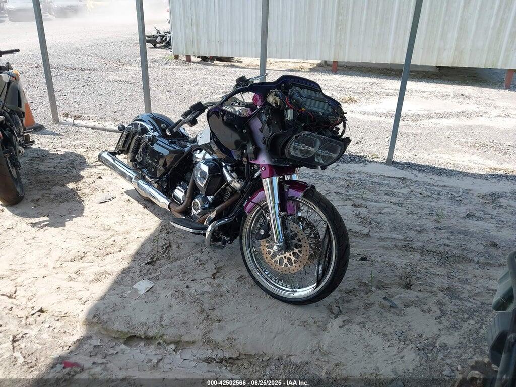 2015 HARLEY-DAVIDSON FLTRUSE 1HD1TAN17FB952833