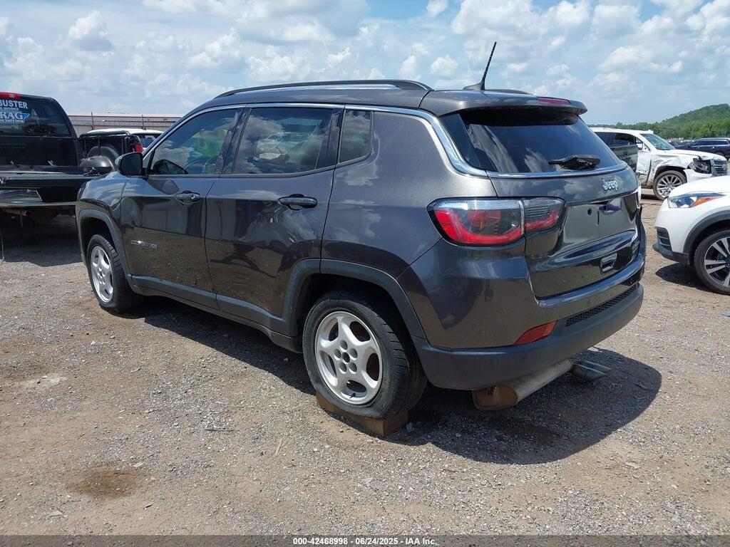 3C4NJCCBXJT406017 2018 JEEP COMPASS photo no. 3