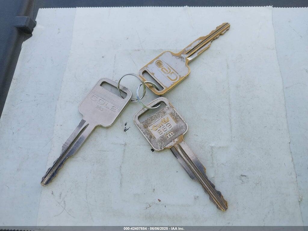 2CNBE18U9S6924854 1995 GEO TRACKER photo no. 11