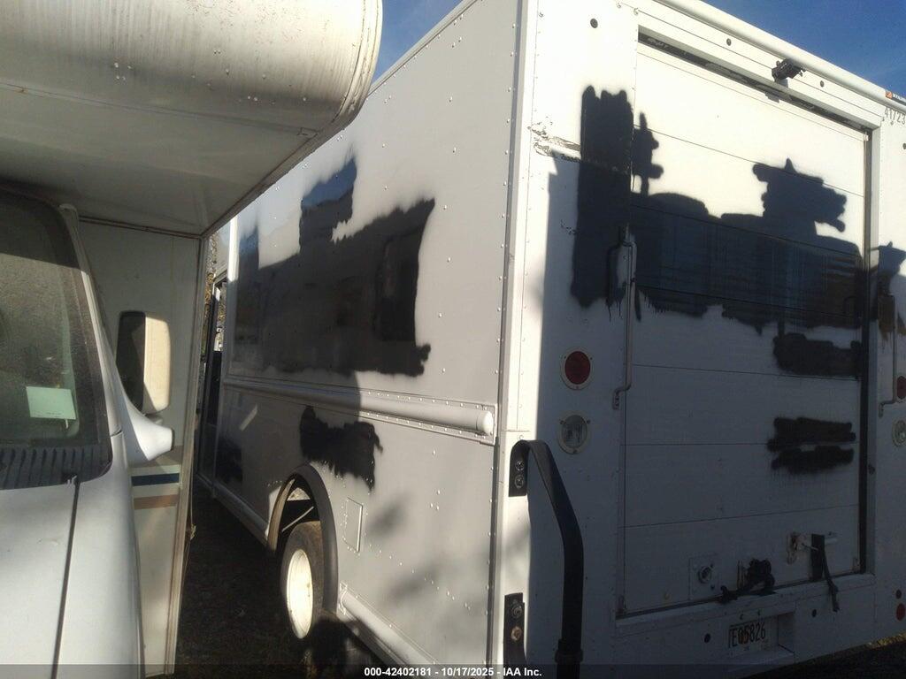 1FC3E4K67KDC17600 2019 FORD E-450 STRIPPED photo no. 3