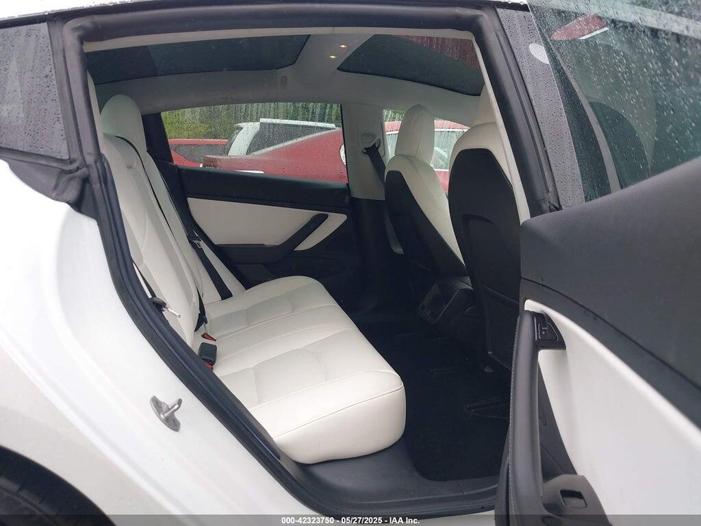 5YJ3E1EBXKF393427 2019 TESLA MODEL 3 photo no. 8
