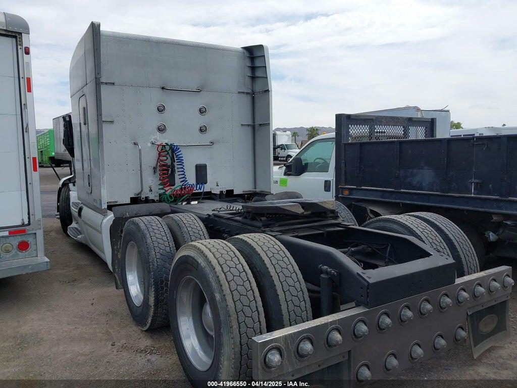 1XPBD49X3FD265872 2015 PETERBILT 579 photo no. 3
