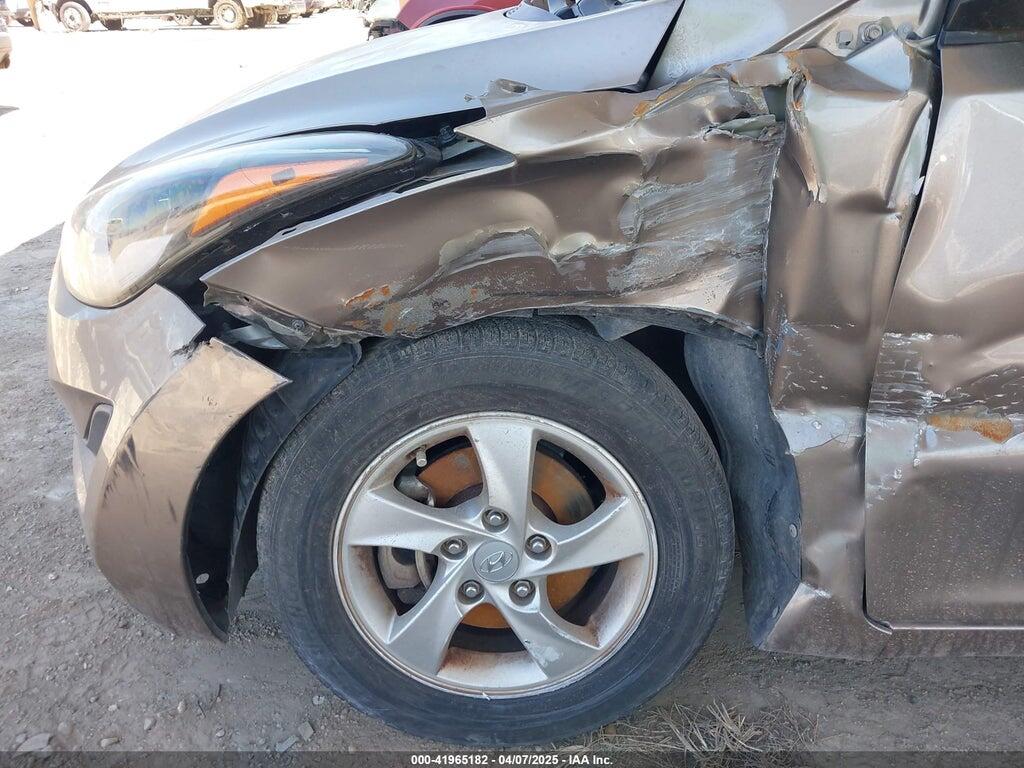 5NPDH4AE4FH568811 2015 HYUNDAI ELANTRA photo no. 6