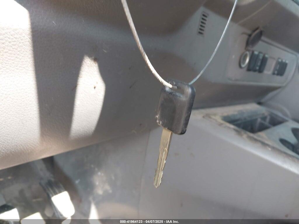 1N6AF0KY7DN109101 2013 NISSAN NV CARGO NV2500 HD photo no. 11