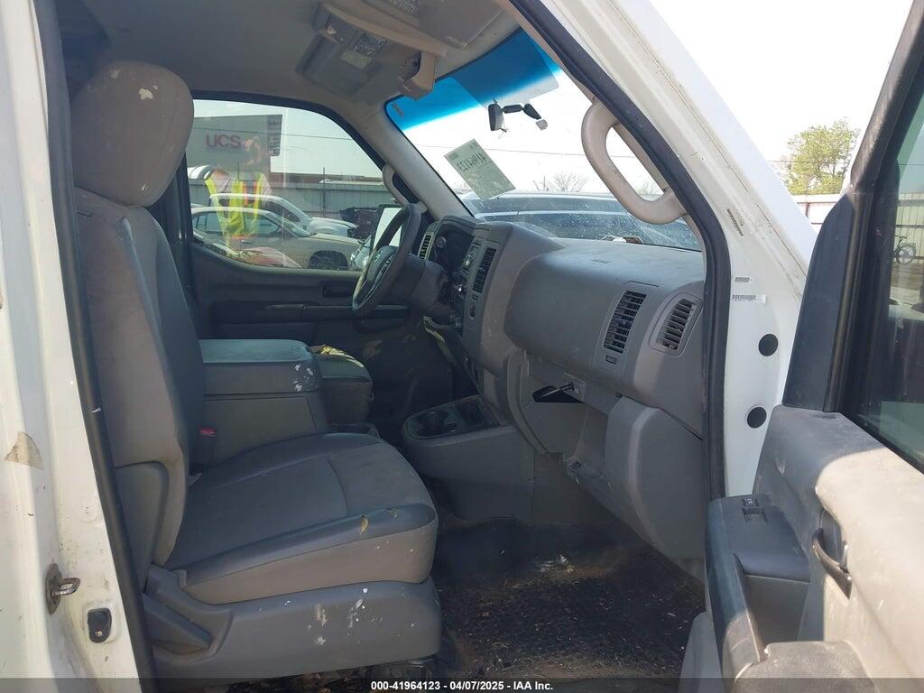 1N6AF0KY7DN109101 2013 NISSAN NV CARGO NV2500 HD photo no. 5