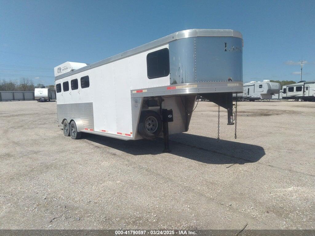 58JGH4F2XH1000489 2017 LAKOTA 24FT photo no. 1