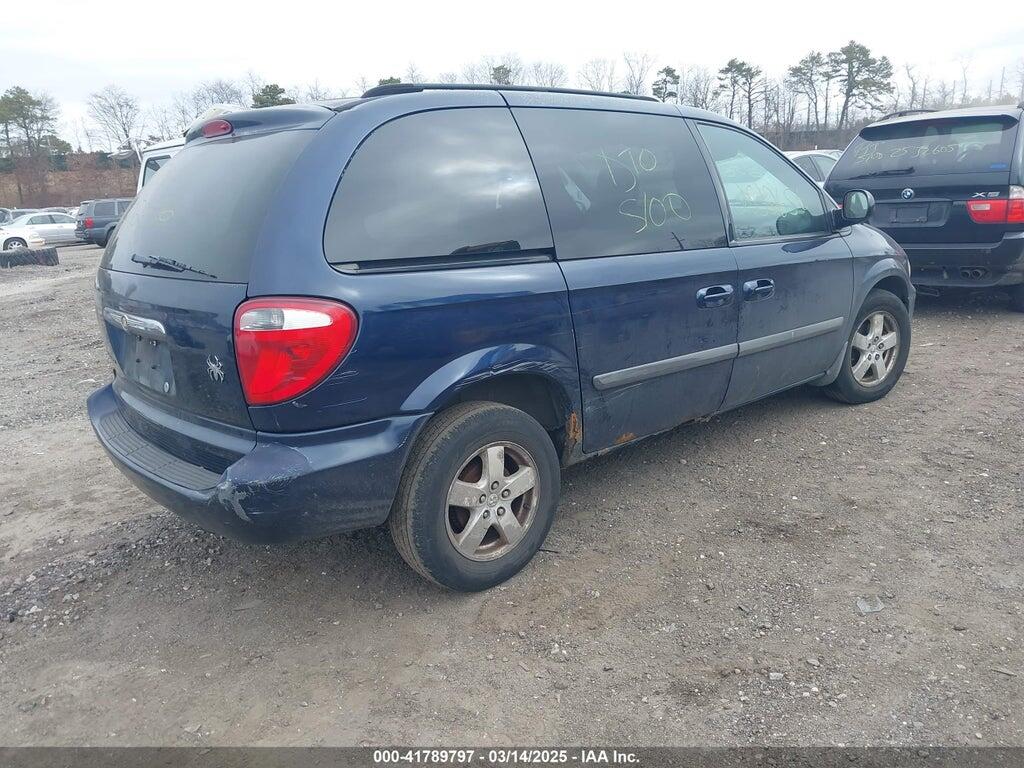 1A4GP45R56B718109 2006 CHRYSLER TOWN & COUNTRY photo no. 4