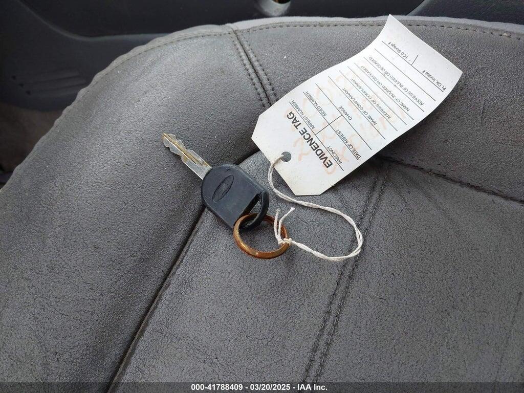 1FMZU73W94UB38246 2004 FORD EXPLORER photo no. 11