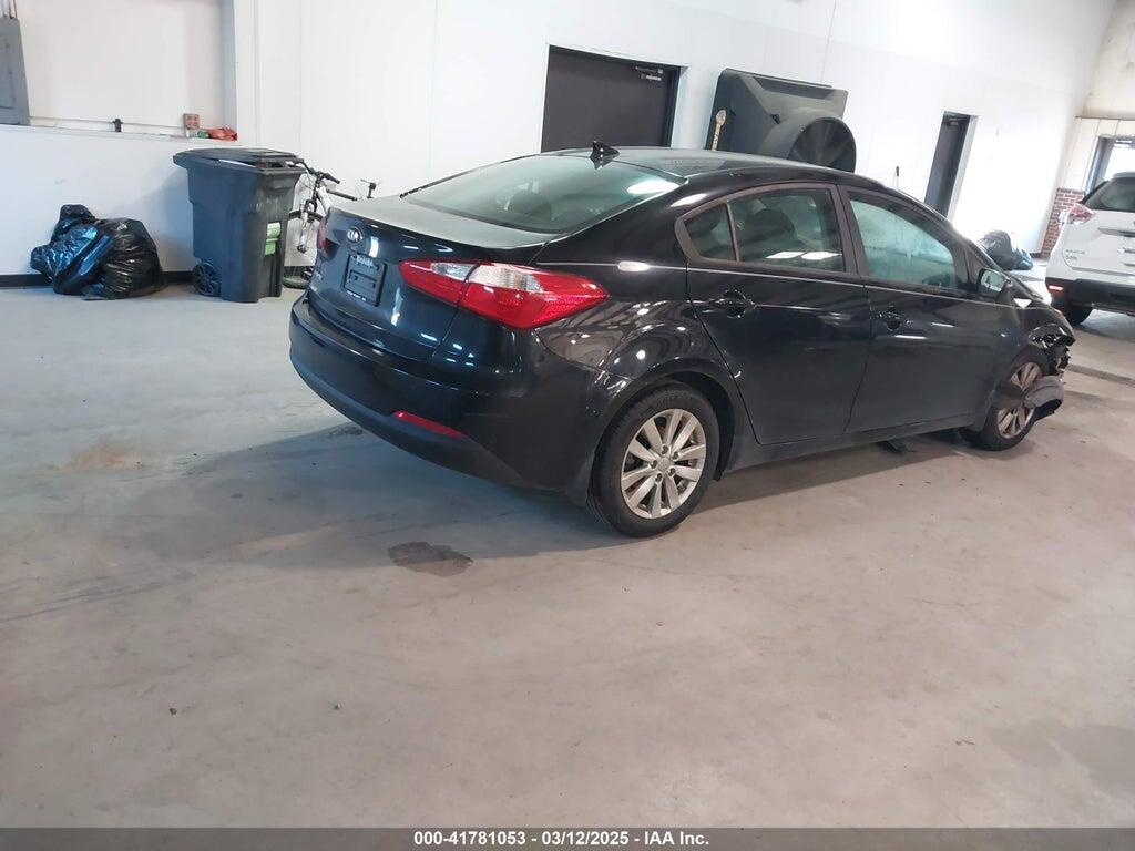 KNAFX4A69G5589706 2016 KIA FORTE photo no. 4
