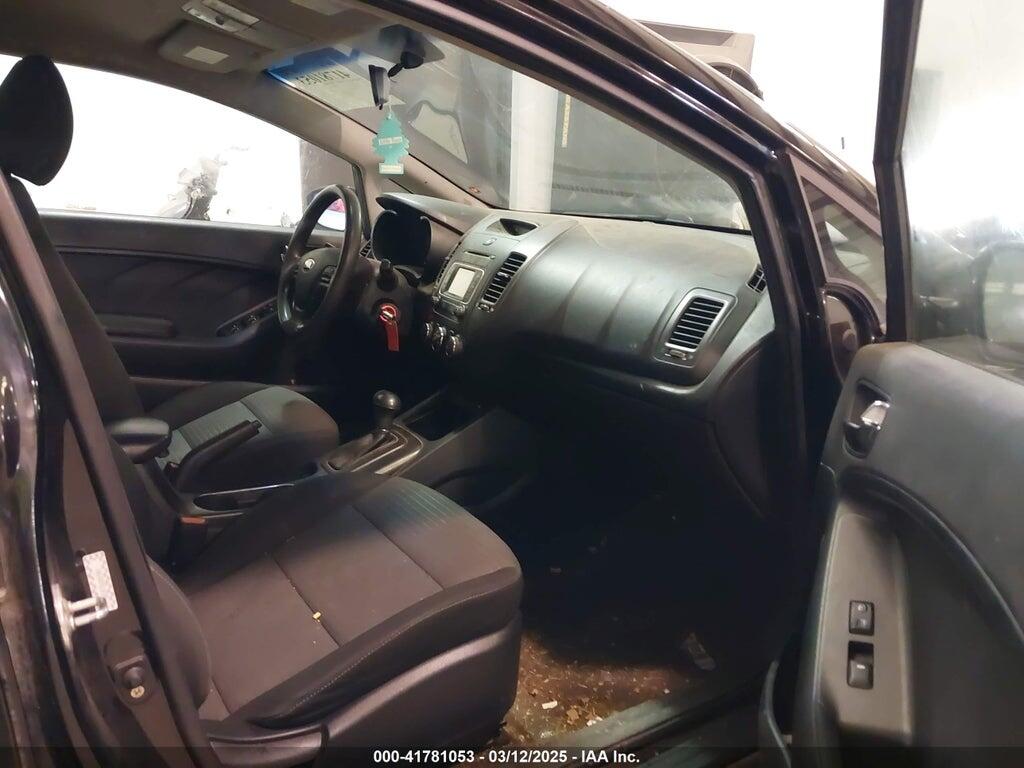KNAFX4A69G5589706 2016 KIA FORTE photo no. 5
