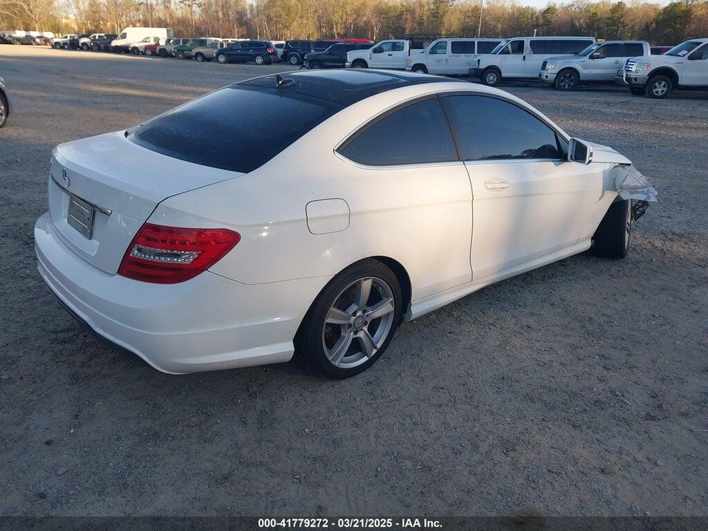 WDDGJ4HB7DG059784 2013 MERCEDES-BENZ C 250 photo no. 4